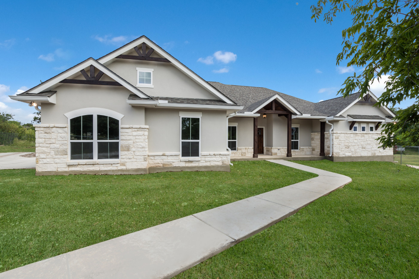 Curry Creek homes exterior at Samba residence